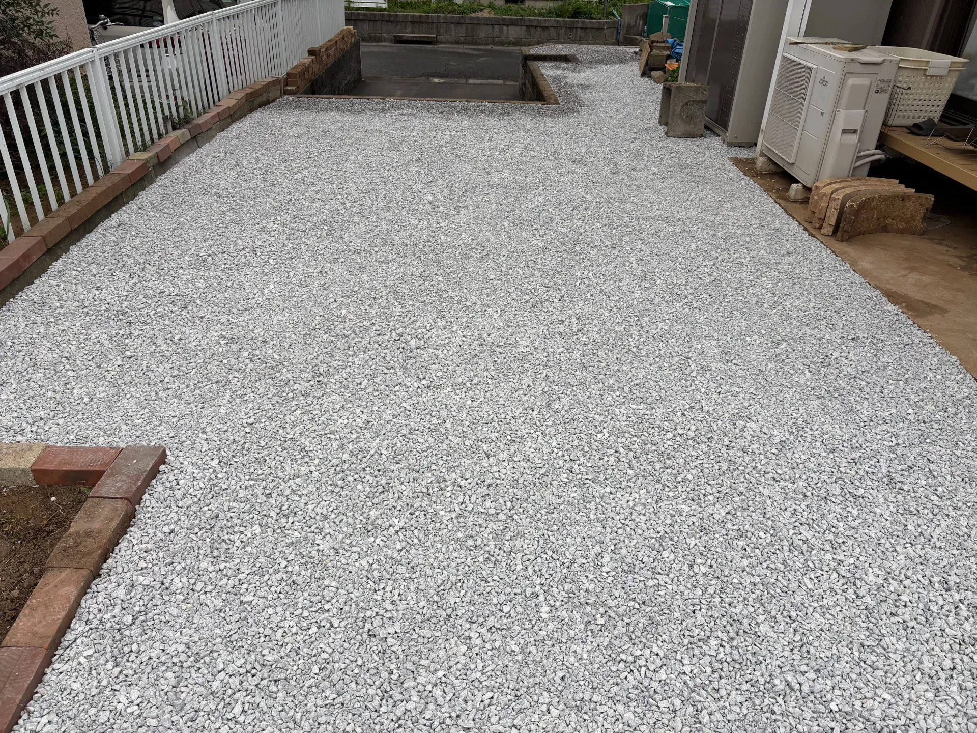 埼玉県鴻巣市　K様邸　伐採・砕石敷設工事